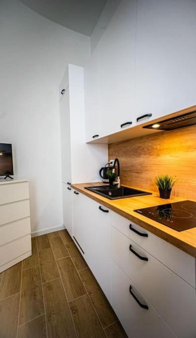 Lovely Apartment In وارسو المظهر الخارجي الصورة